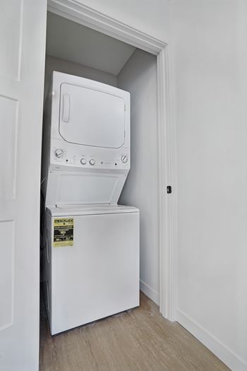 In-unit laundry